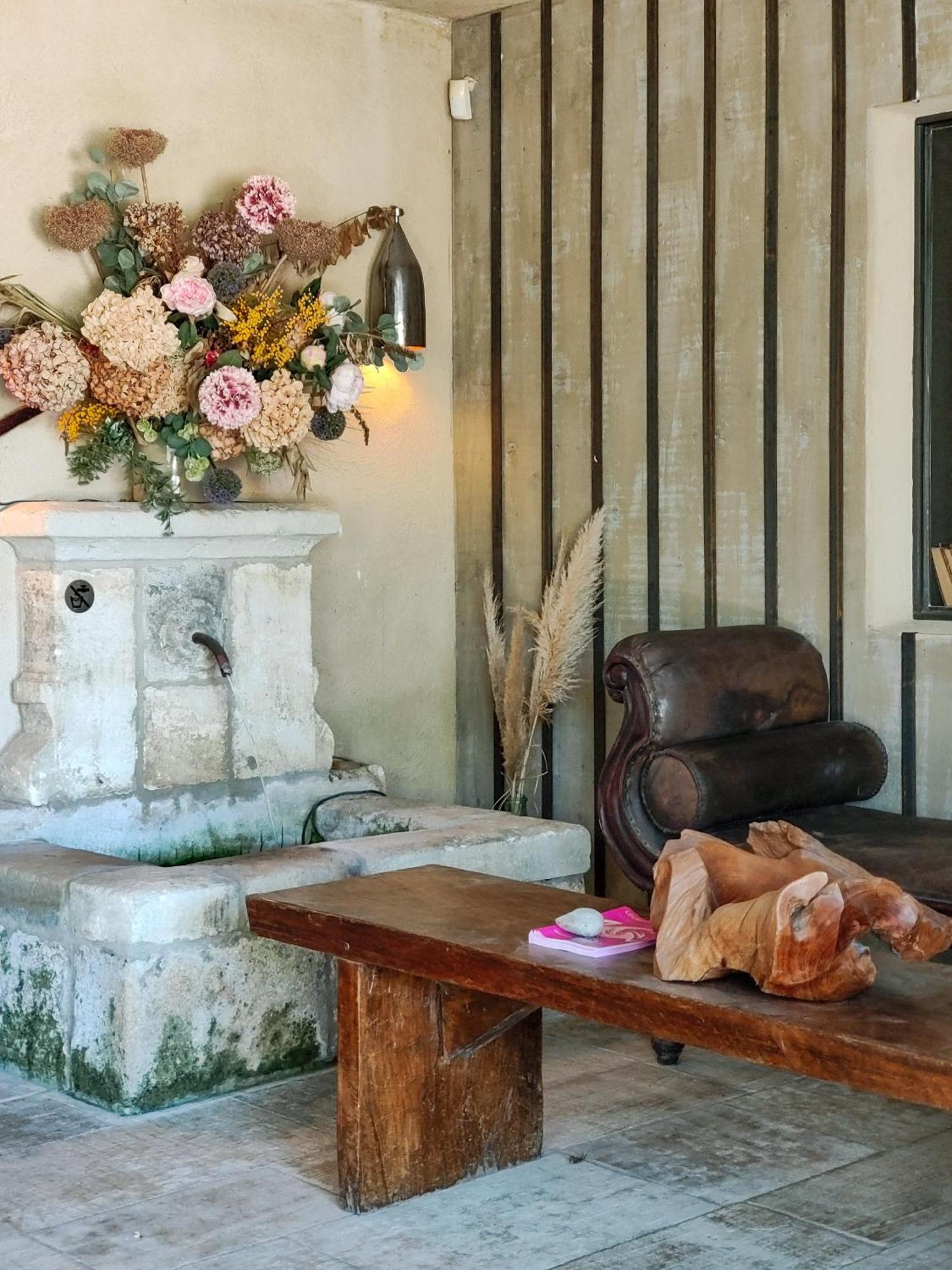 Hotel Bastide & Spa - Villa De Lourmarin Exterior photo