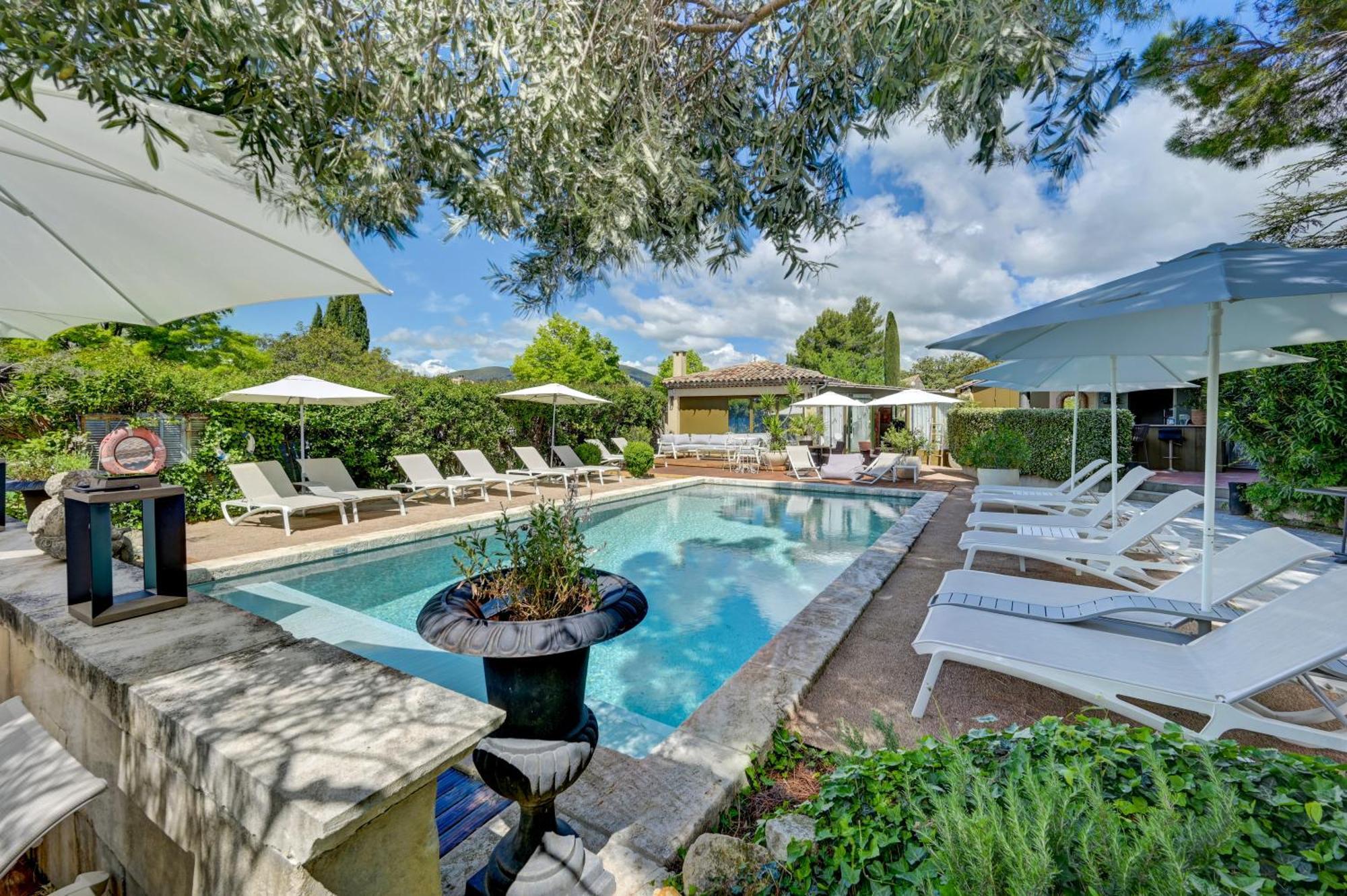 Hotel Bastide & Spa - Villa De Lourmarin Exterior photo